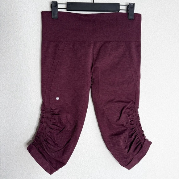 Lululemon ebb & flow maroon crop yoga leggings size 8 - Picture 1 of 5